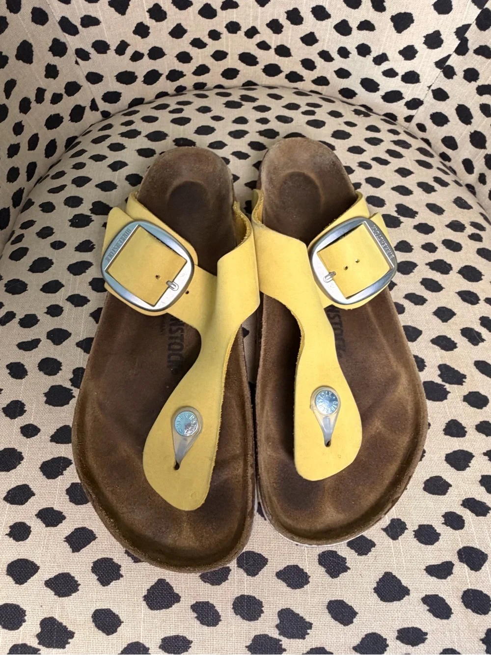 Birkenstock Gizeh Yellow Thong Sandals Big Buckle Accent